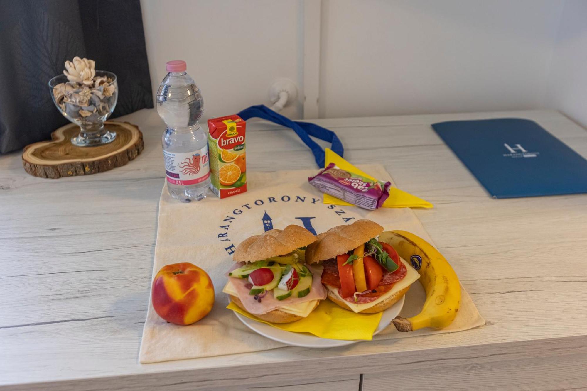Harangtorony Szallo ケーセグ エクステリア 写真
